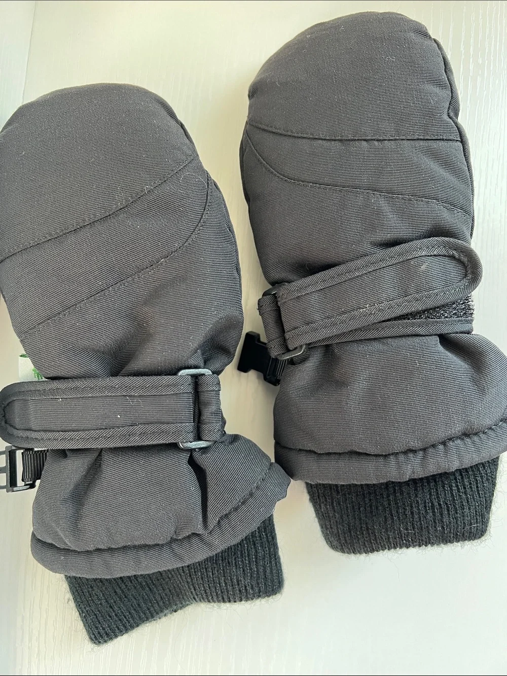 3M Thinsulate | Black Kids Mittens Size 2T/3T